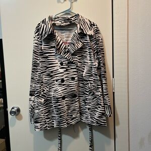 Cato 22/24W zebra jacket with pink detailing